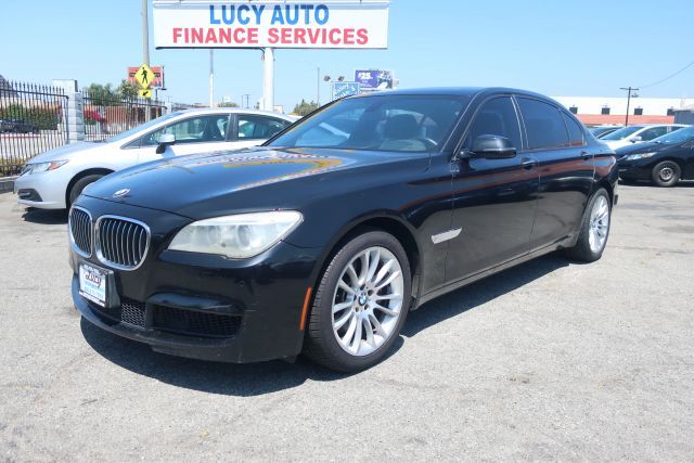 2015 BMW 740Li
