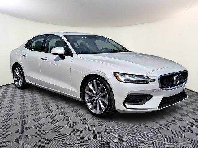 2019 VOLVO S60