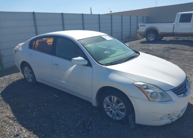 2011 NISSAN Altima