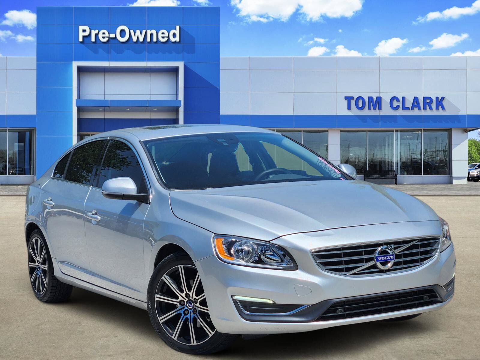 2016 VOLVO S60