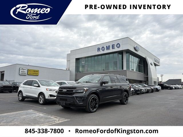 2023 FORD Expedition