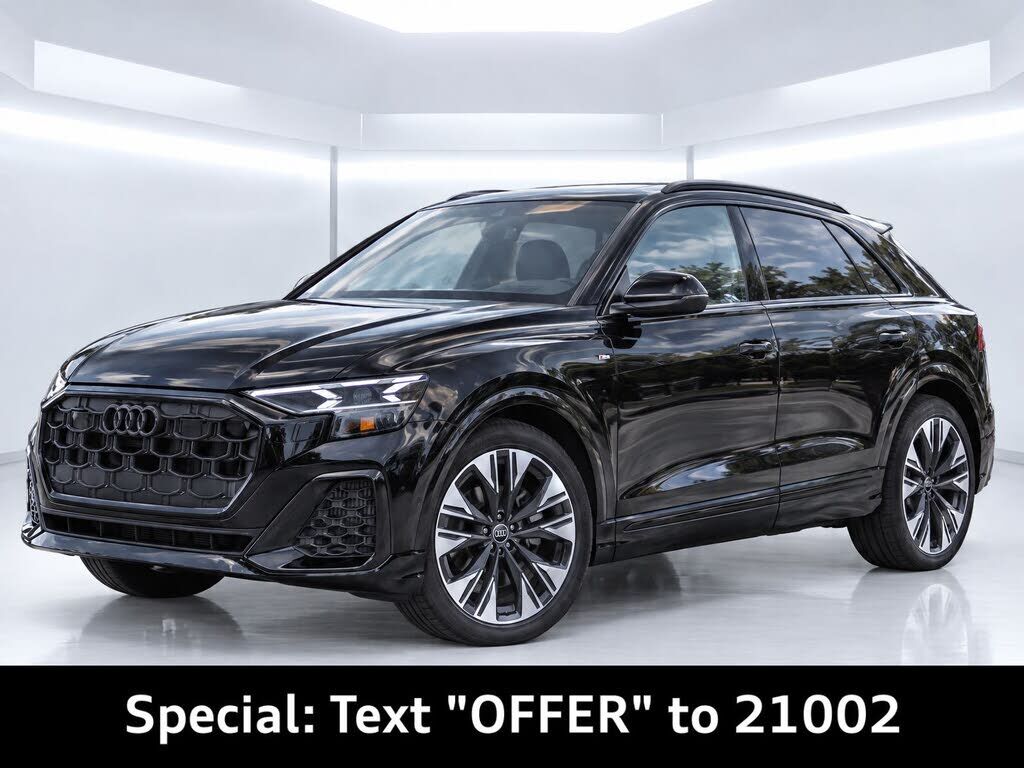 2025 AUDI Q8