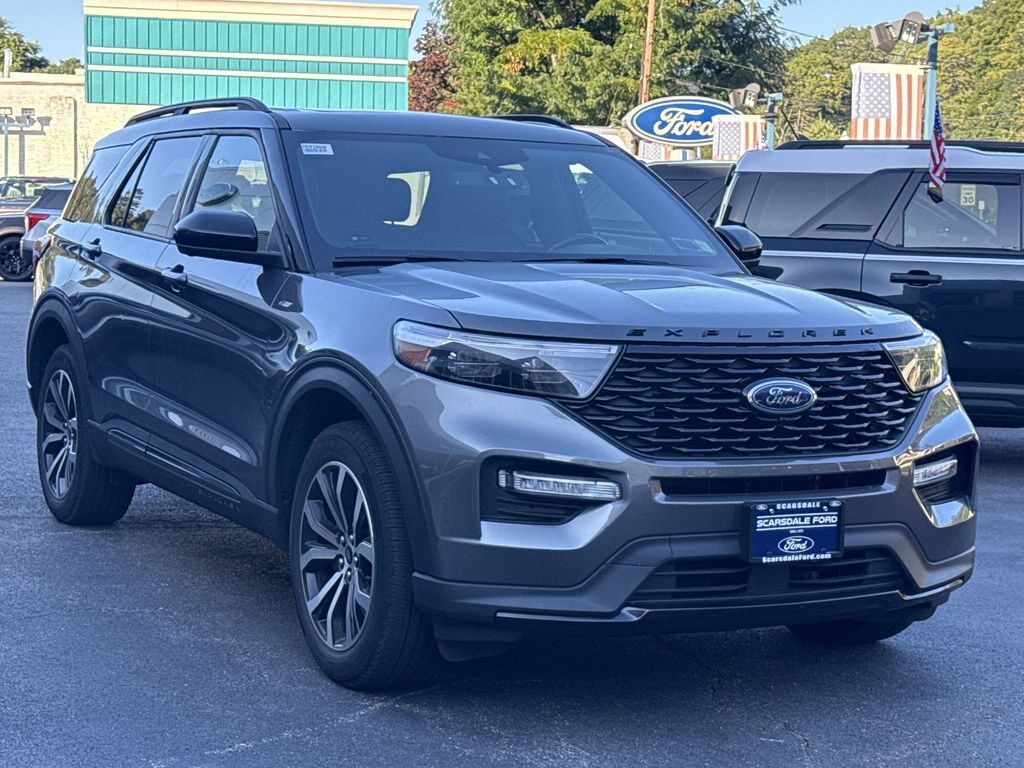 2023 FORD Explorer