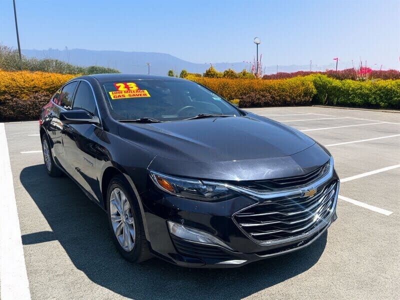 2023 CHEVROLET Malibu