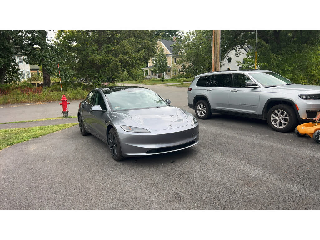2026 TESLA Model 3