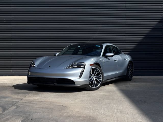 2024 PORSCHE Taycan