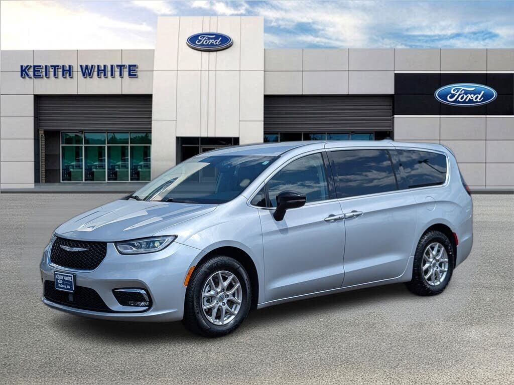 2024 CHRYSLER Pacifica