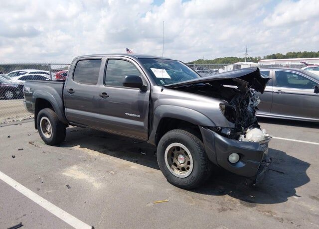 2011 TOYOTA Tacoma