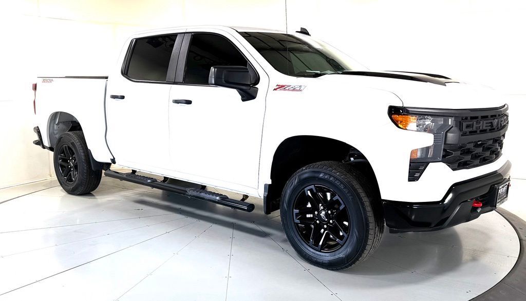 2025 CHEVROLET Silverado