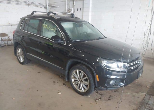 2014 VOLKSWAGEN Tiguan