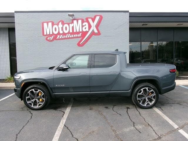 2022 RIVIAN R1T
