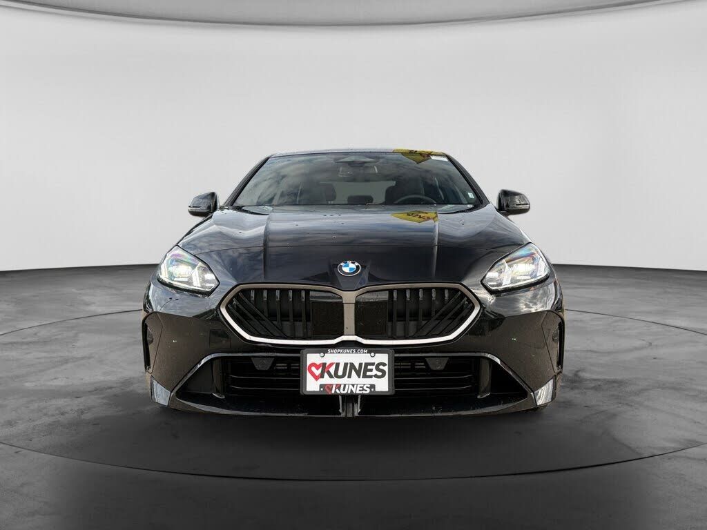 2025 BMW 228i