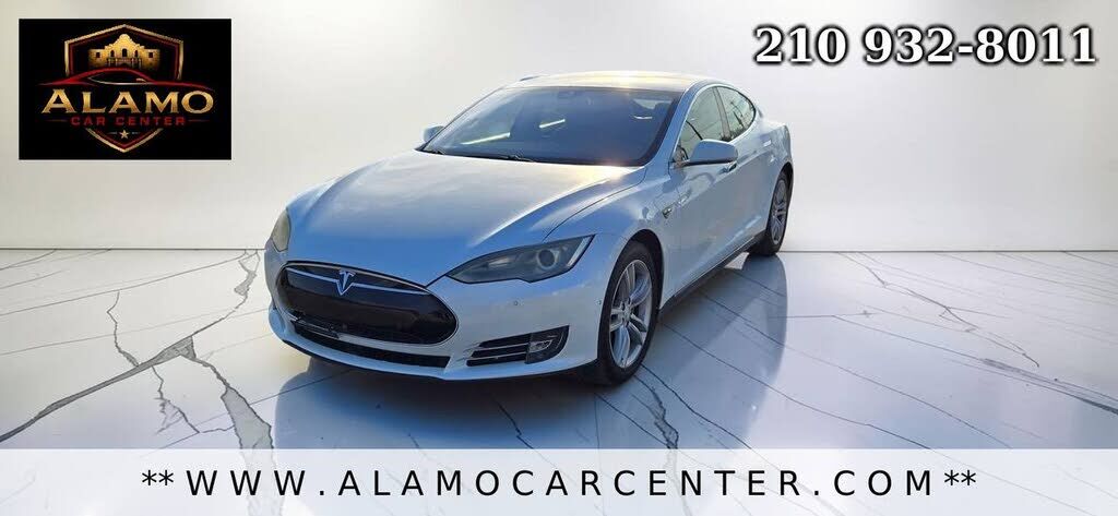 2014 TESLA Model S