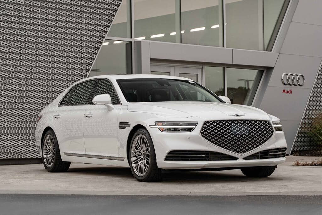 2021 GENESIS G90