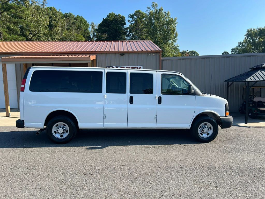 2016 CHEVROLET Express