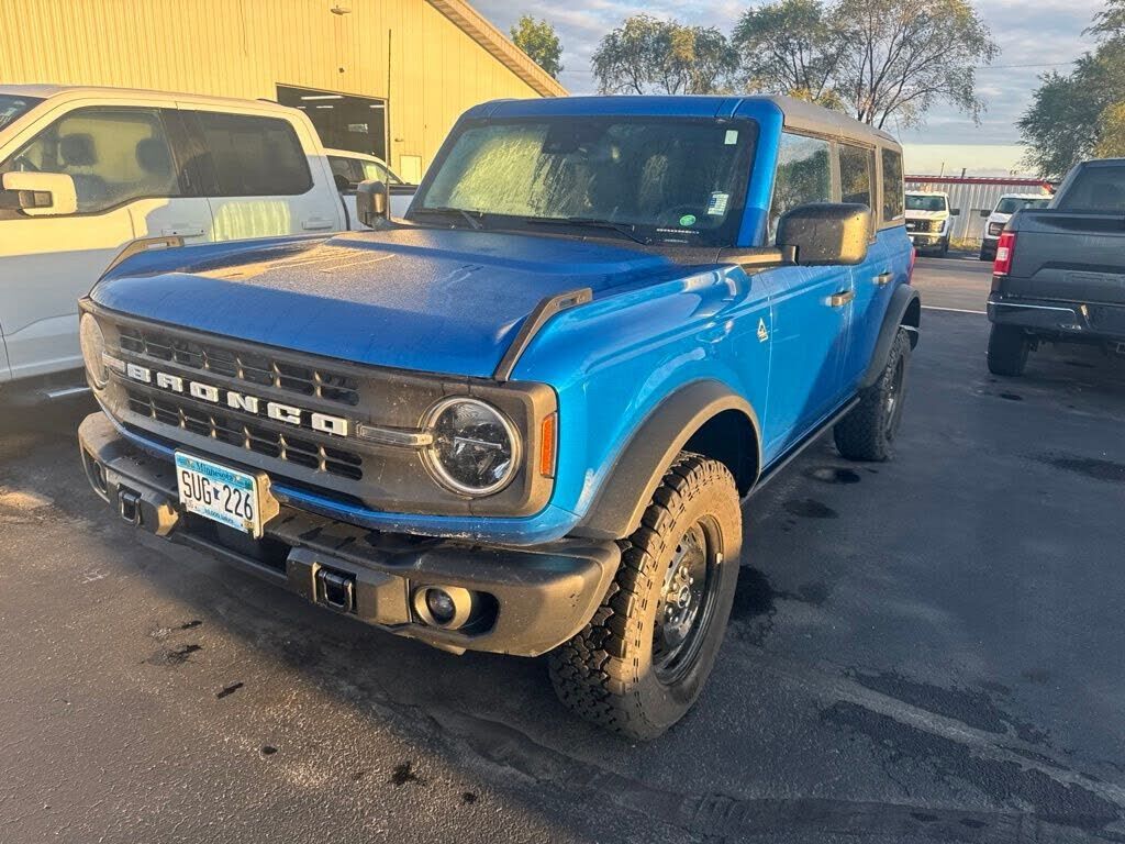 2023 FORD Bronco