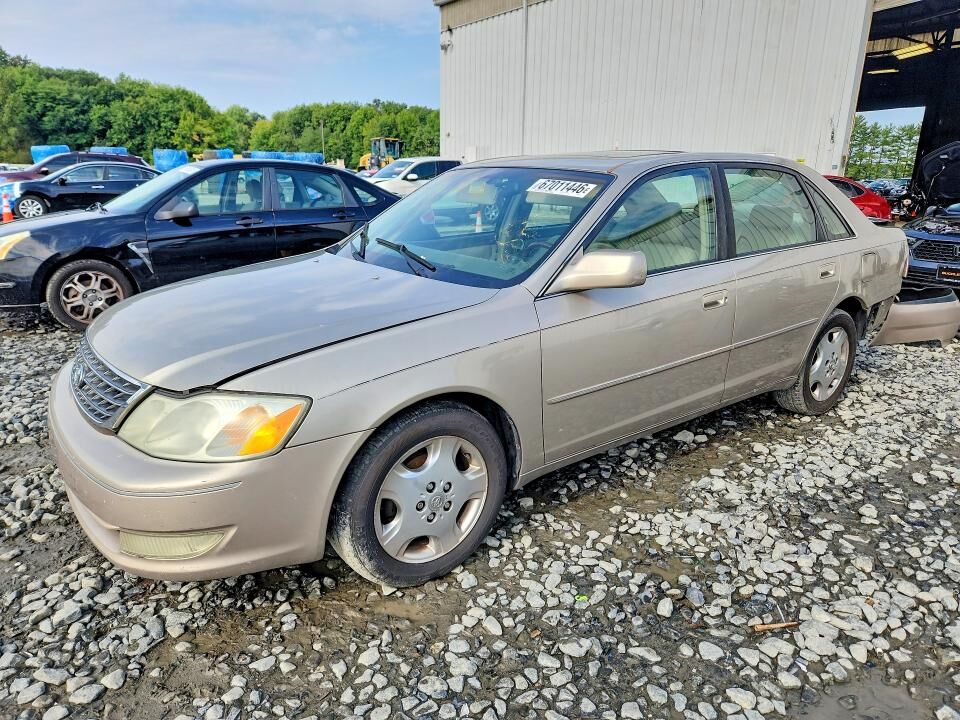2004 TOYOTA Avalon