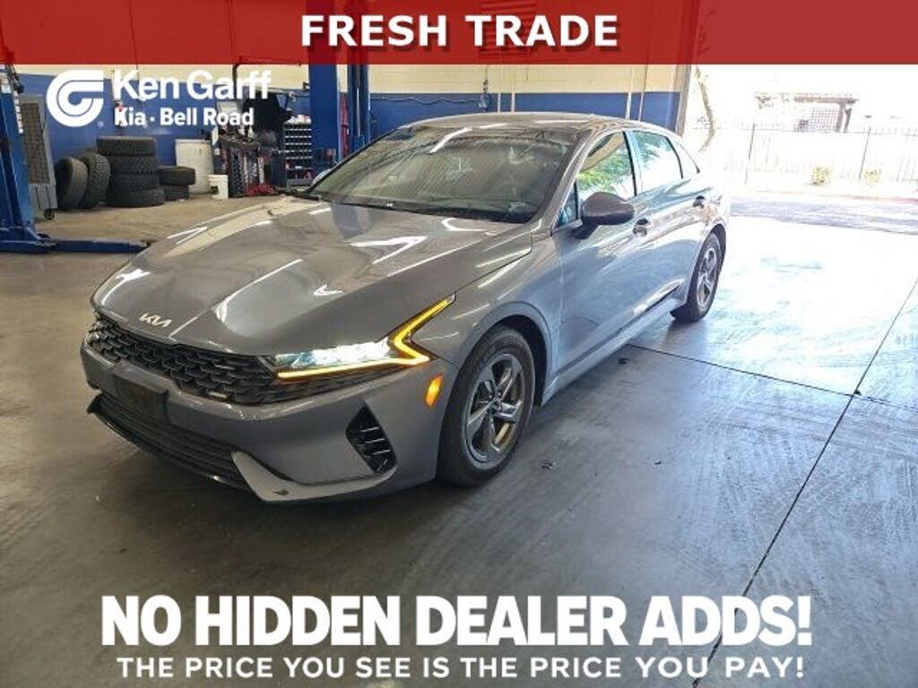 2022 KIA K5
