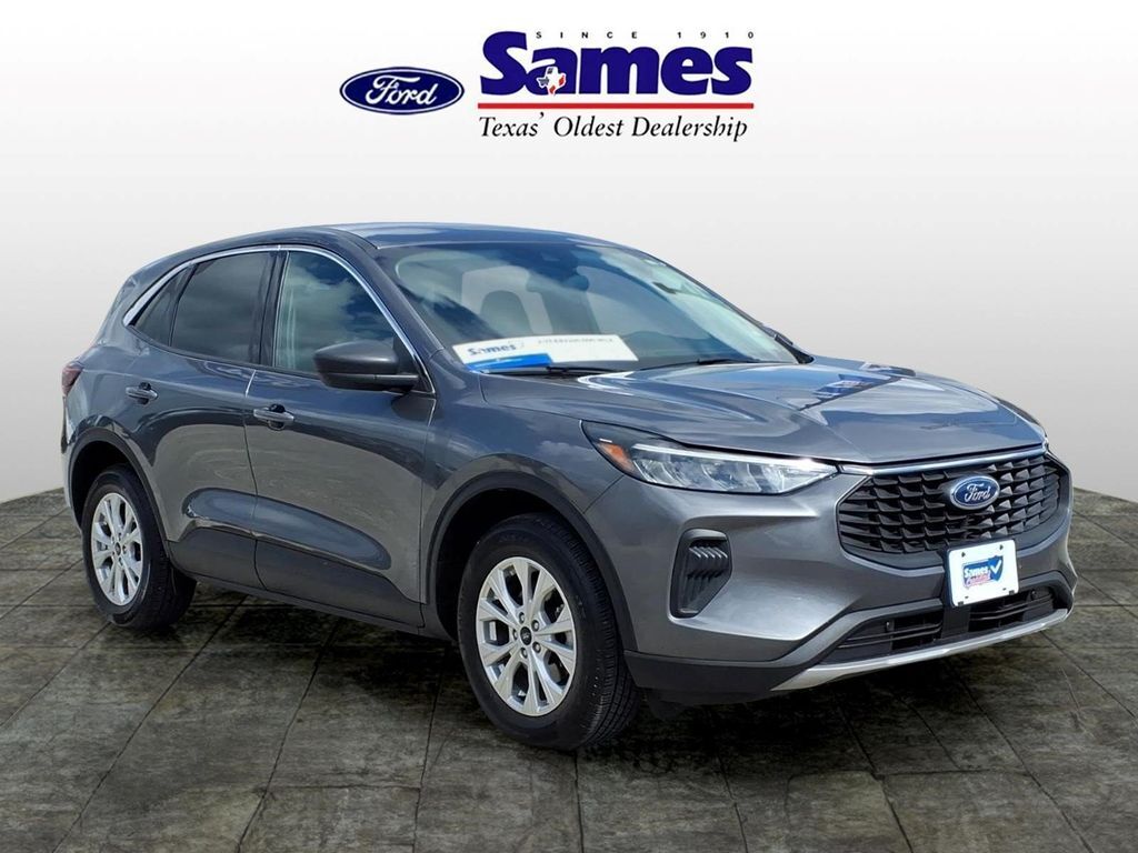 2024 FORD Escape