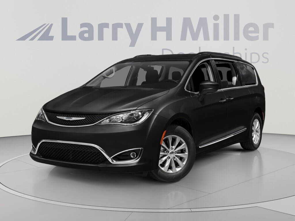 2018 CHRYSLER Pacifica
