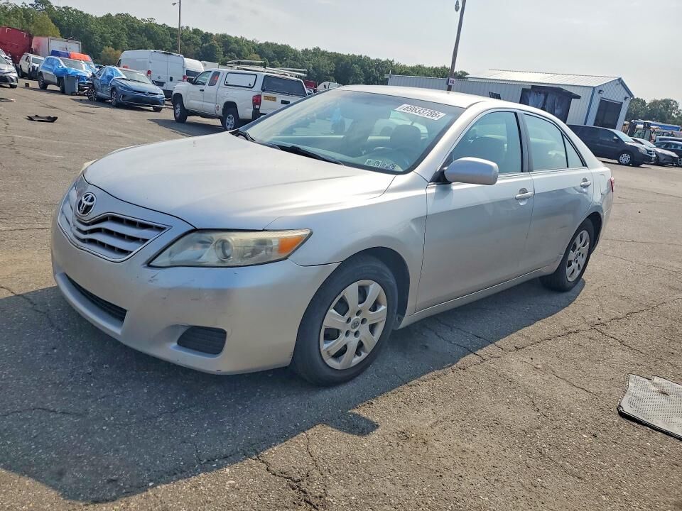 2010 TOYOTA Camry