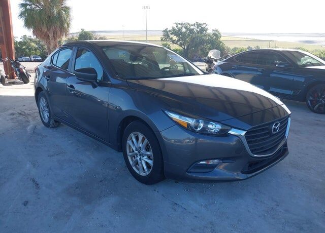 2018 MAZDA Mazda3