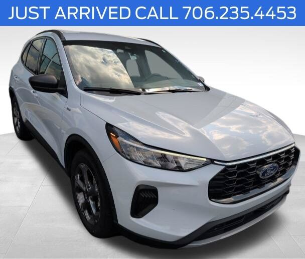 2025 FORD Escape