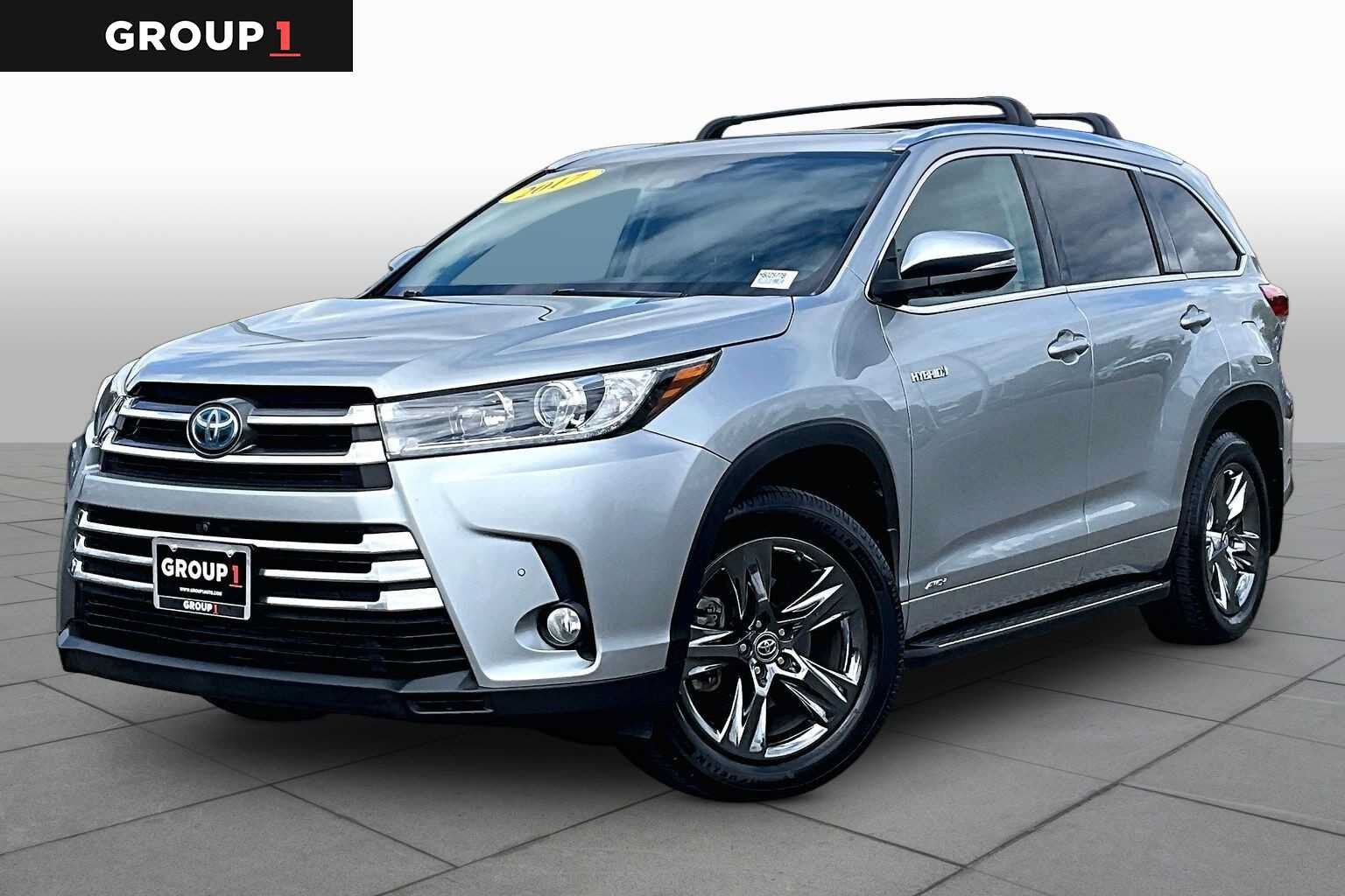 2017 TOYOTA Highlander