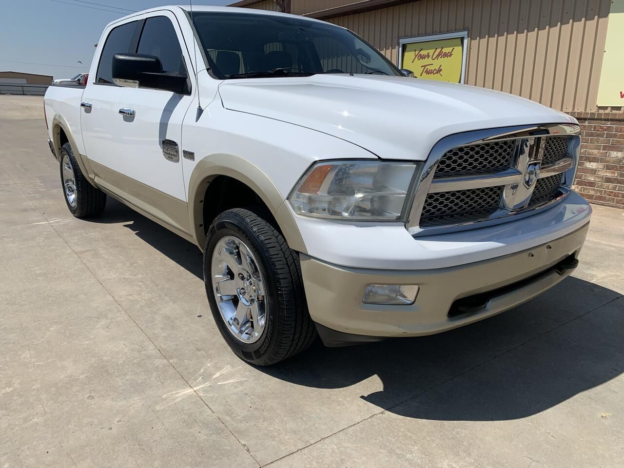 2011 DODGE Ram