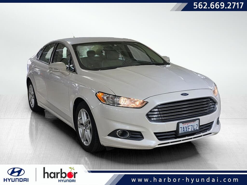 2013 FORD Fusion