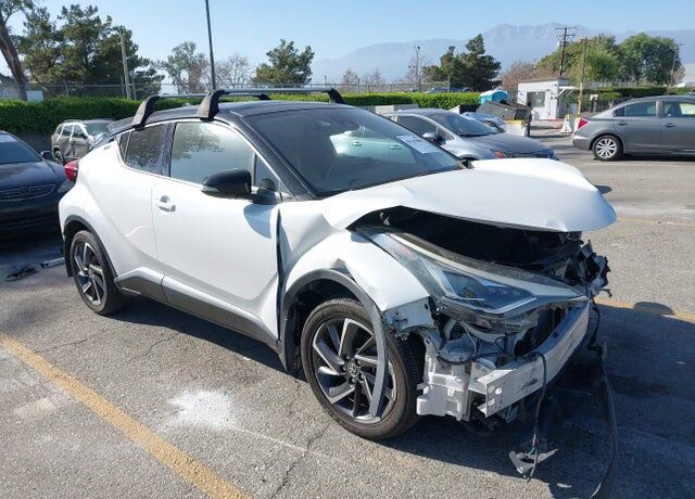 2022 TOYOTA C-HR