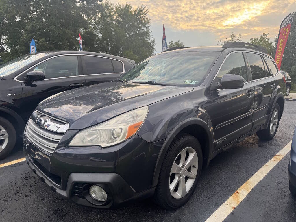 2013 SUBARU Outback