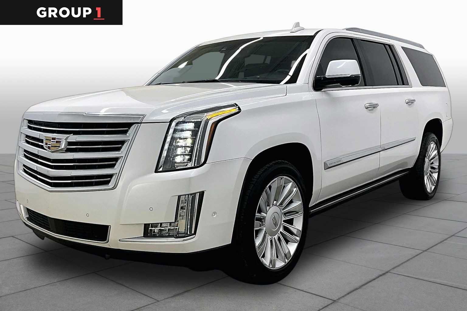 2017 CADILLAC Escalade ESV