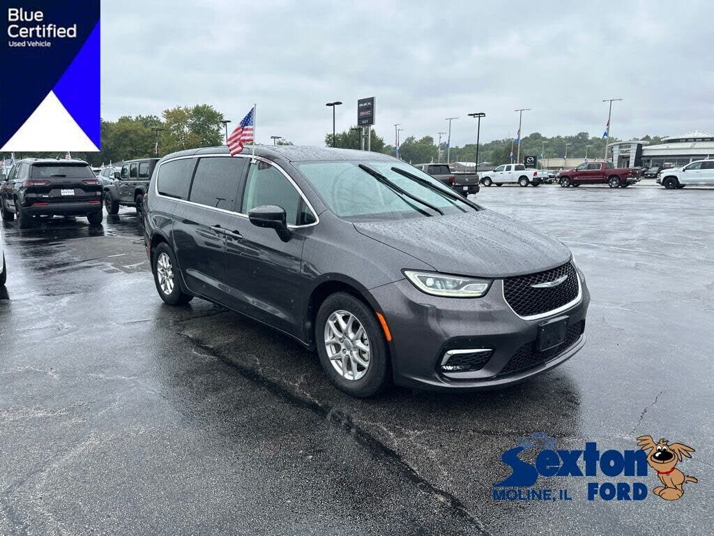 2023 CHRYSLER Pacifica
