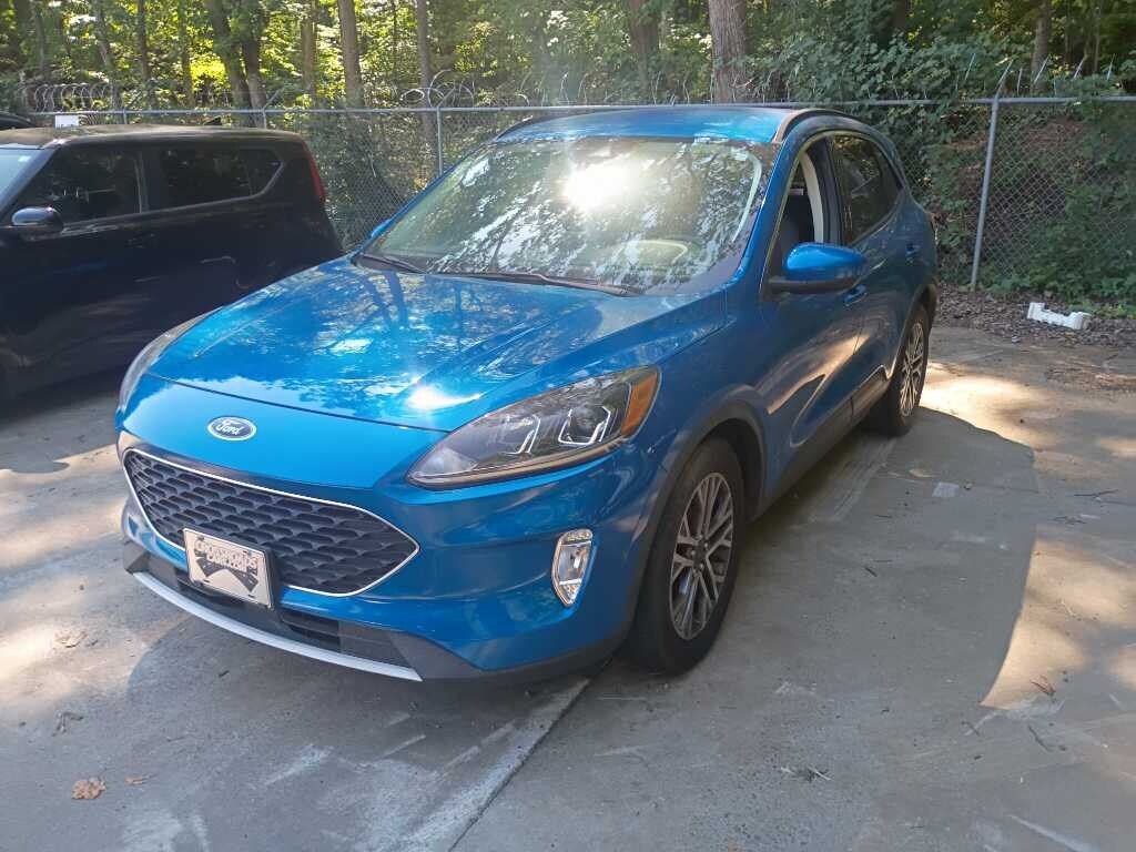 2021 FORD Escape