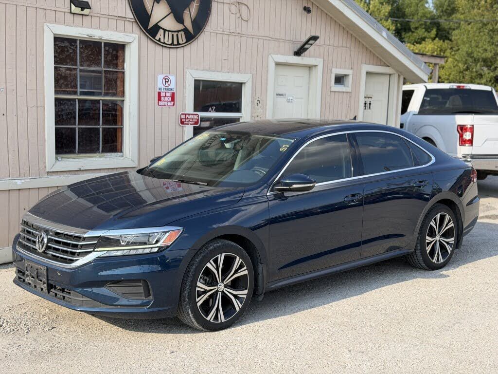 2022 VOLKSWAGEN Passat