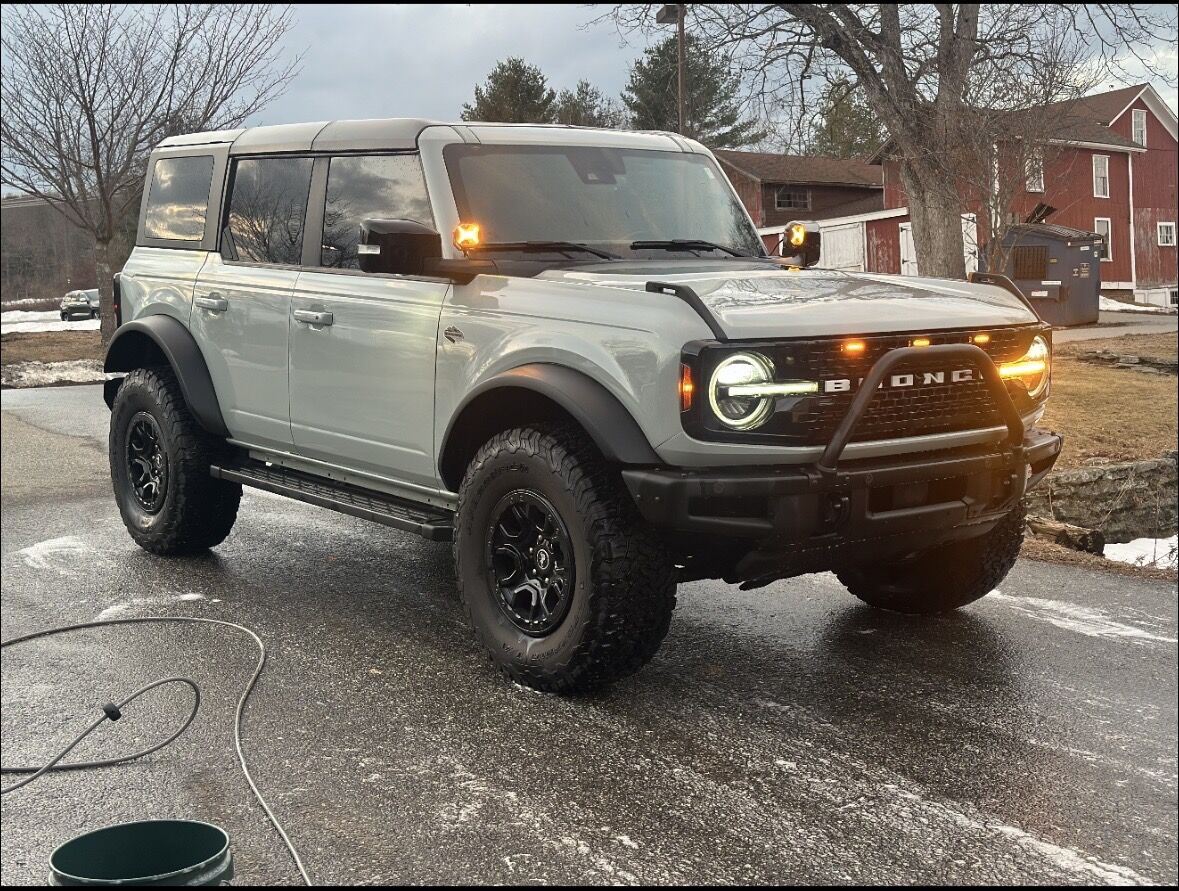 2021 FORD Bronco