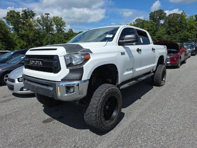 2014 TOYOTA Tundra