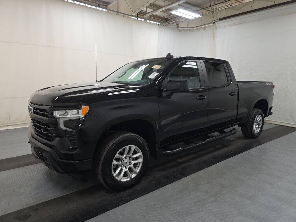 2024 CHEVROLET Silverado
