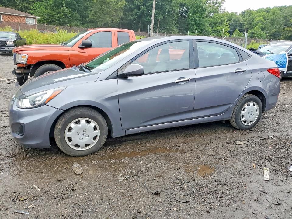 2014 HYUNDAI Accent
