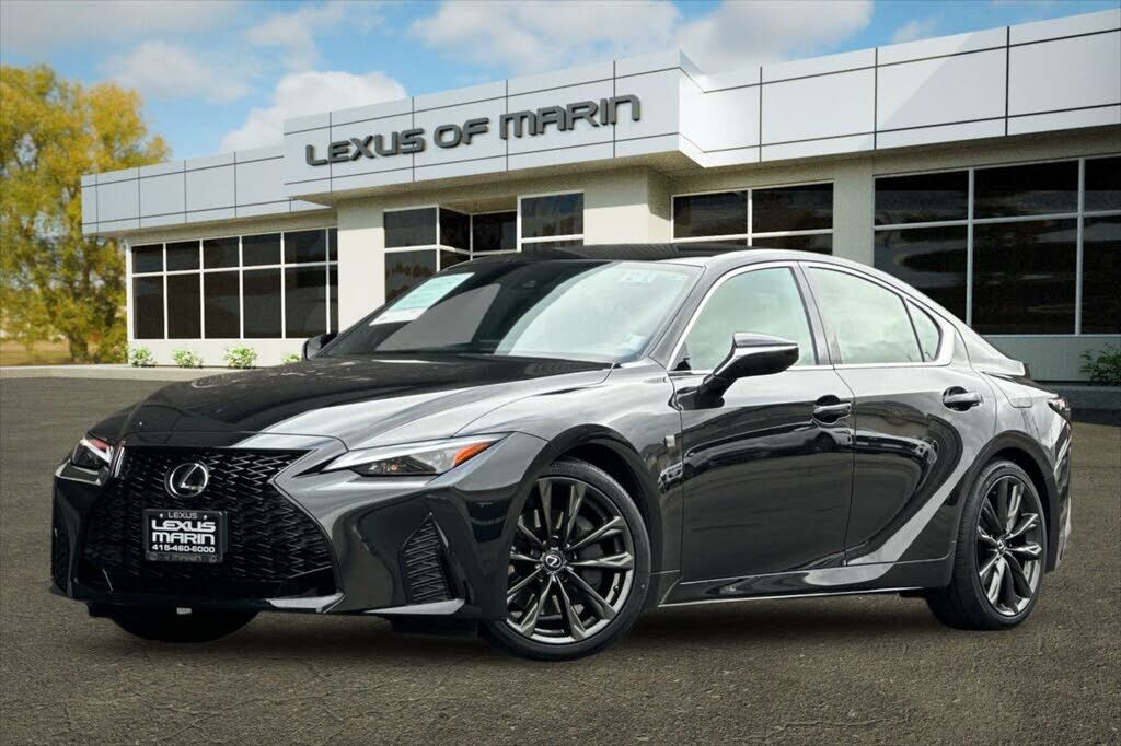 2025 LEXUS IS