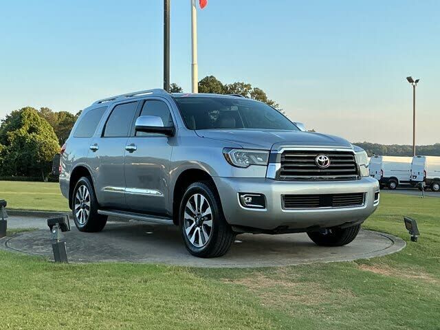 2019 TOYOTA Sequoia