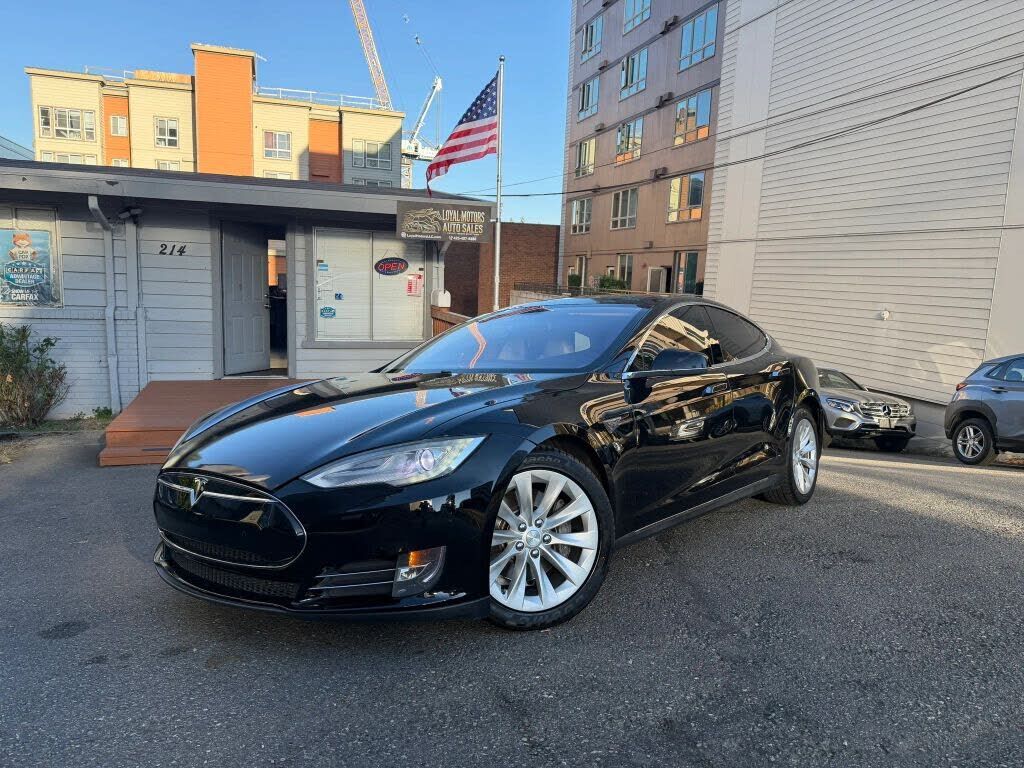 2014 TESLA Model S
