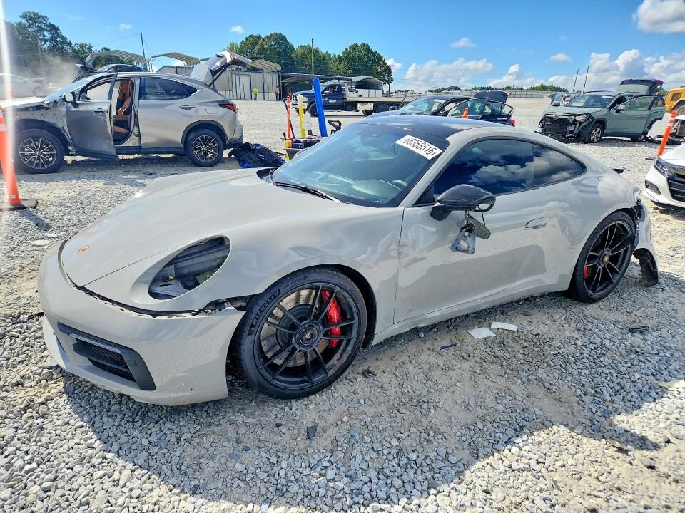 2022 PORSCHE 911