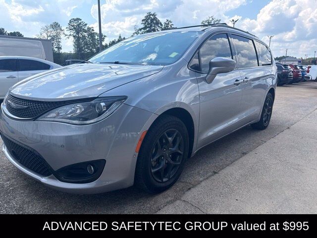 2020 CHRYSLER Pacifica
