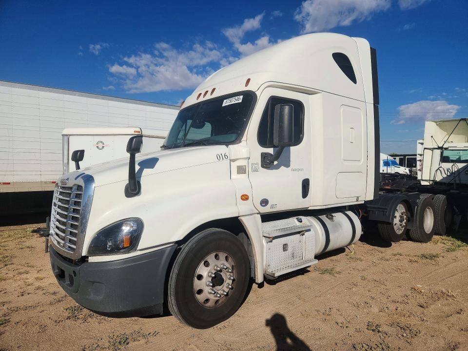 2019 FREIGHTLINER Cascadia