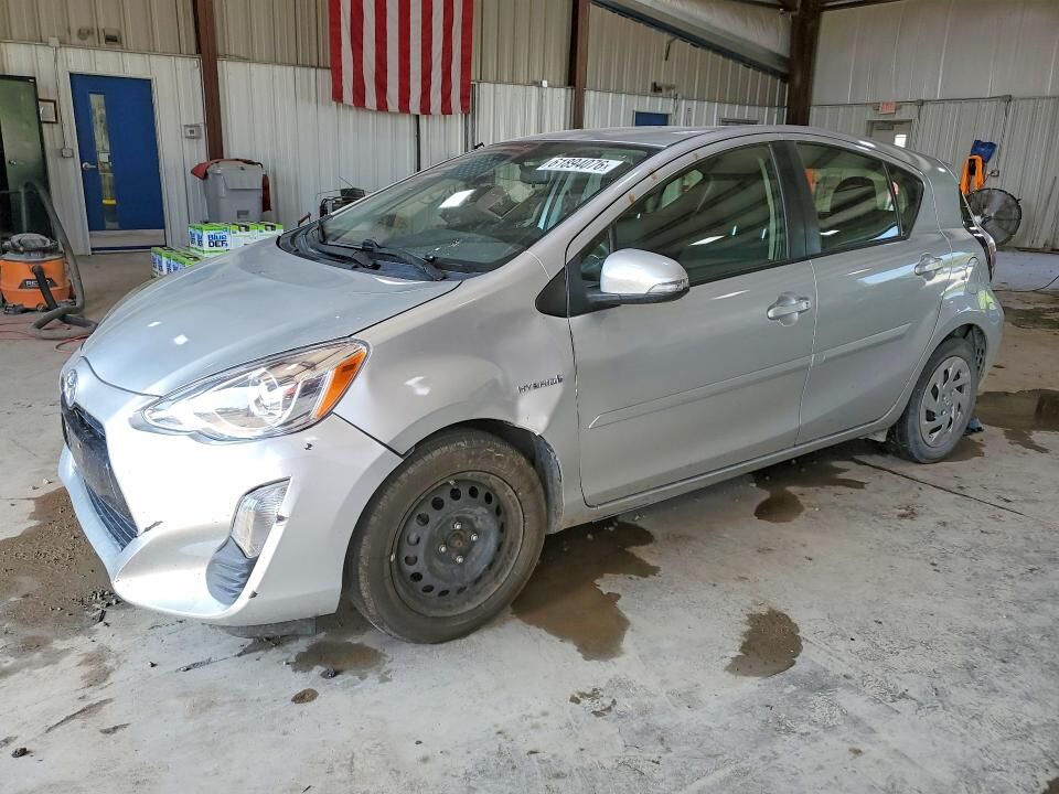 2016 TOYOTA Prius