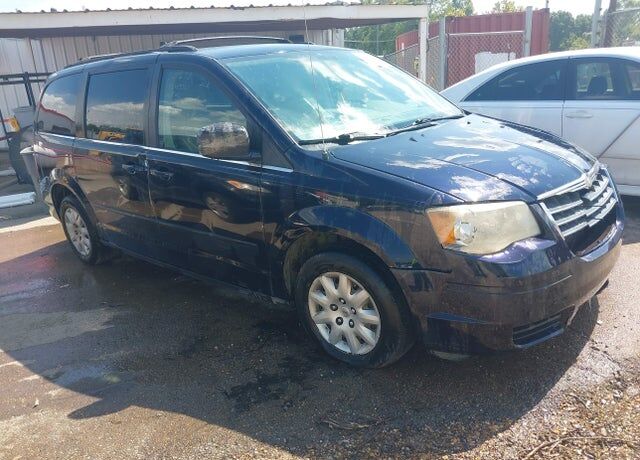 2010 CHRYSLER Town and Country