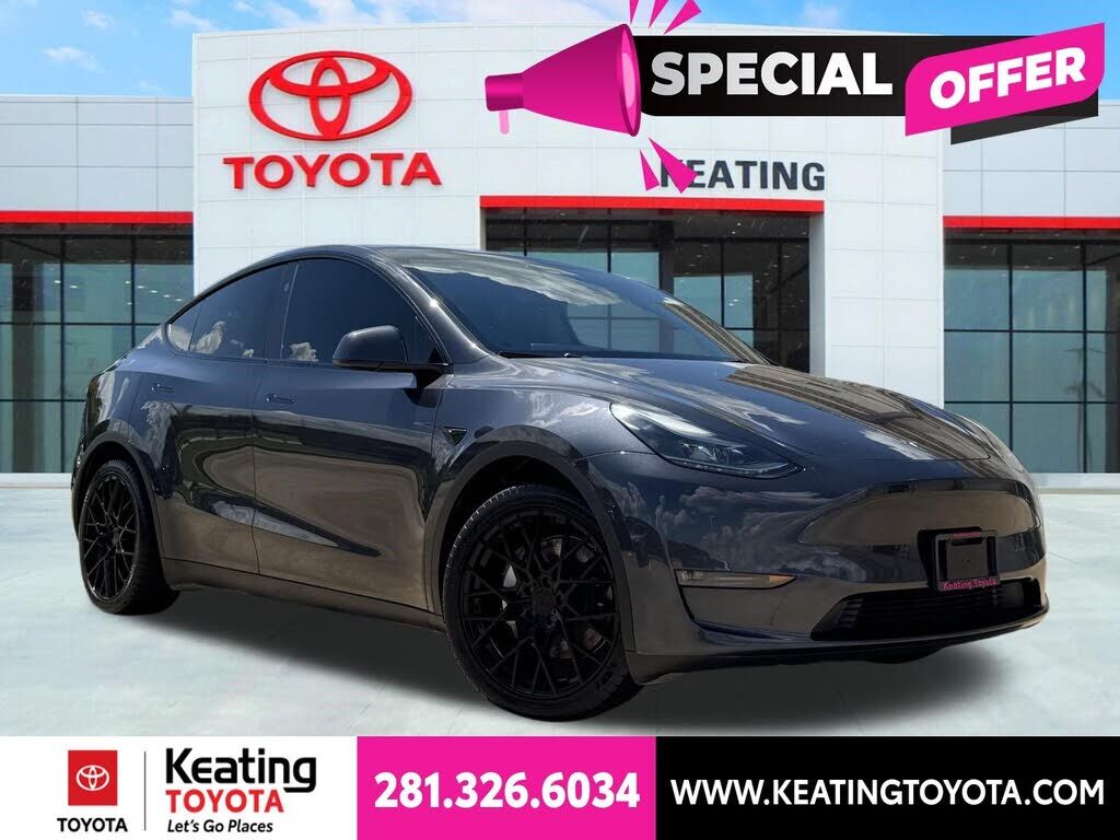 2024 TESLA Model Y