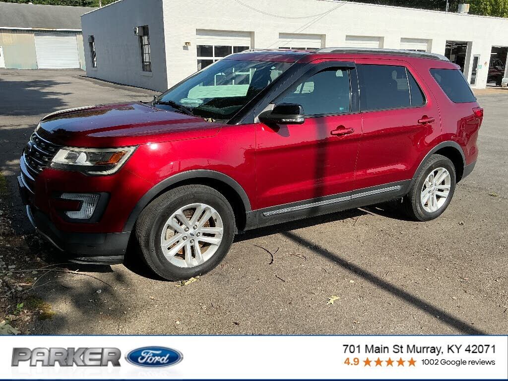 2017 FORD Explorer